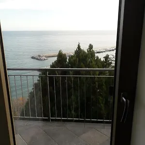 Nido Sul Mare Couette-café